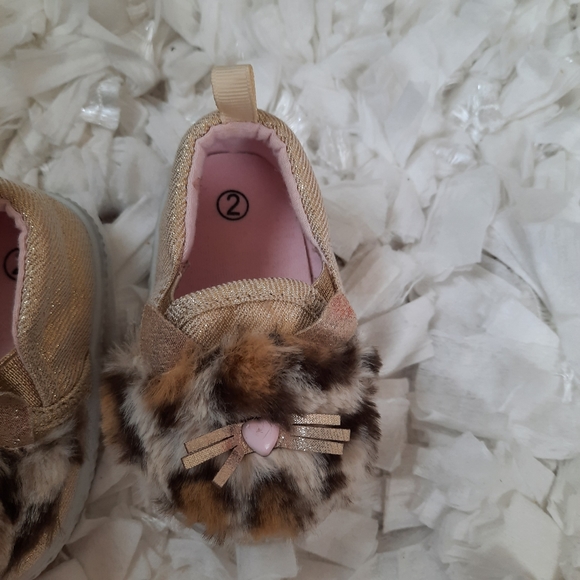 4 / $20 Kawaii Cat Crib Shoes Slip On Kitty Faux Fur Leopard Print Trim Baby 2 - Picture 5 of 8